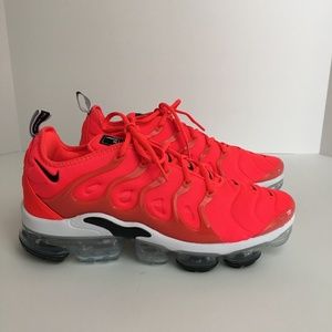 Nike Air Vapormax Plus Crimson Red Running Shoes